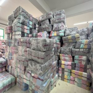 Desenli Pamuklu Yastık Kılıfı